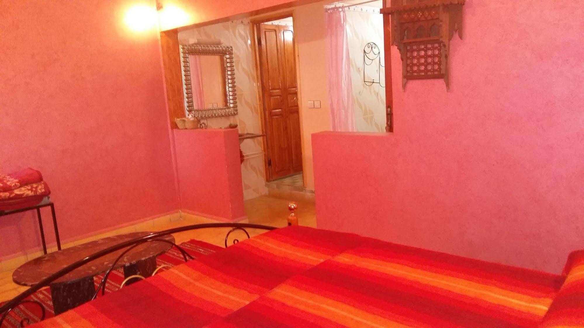 Maison Vallee Du Ziz Oulad Aissa Exterior photo